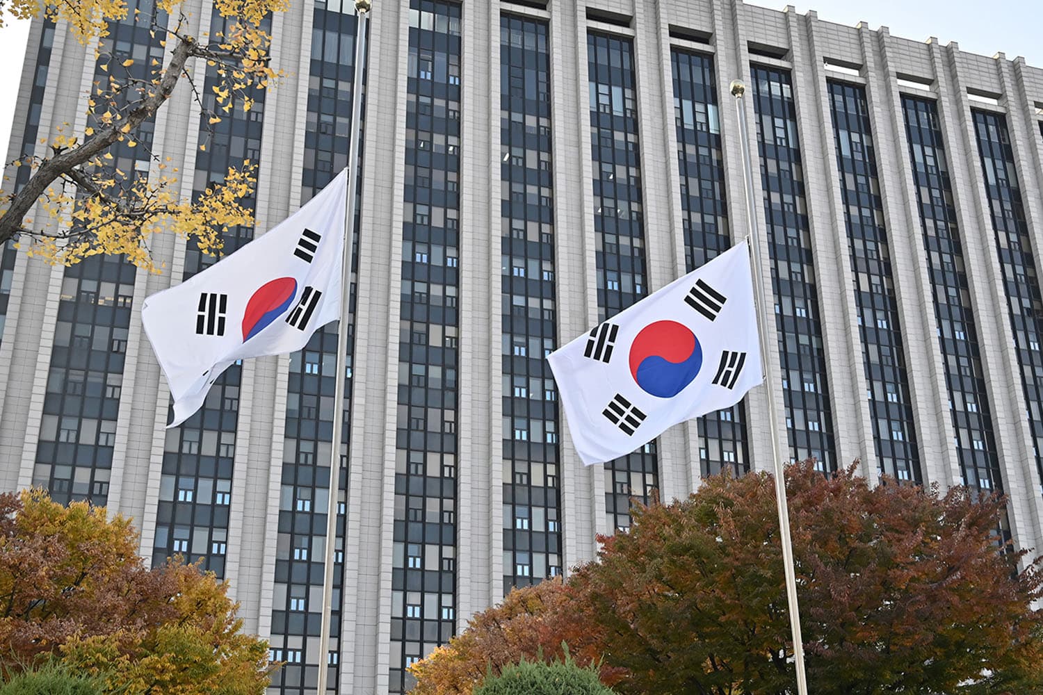 14_wounded_after_car_stabbing_attack_skorean_SPACEBAR_Hero_00e561c103.jpeg