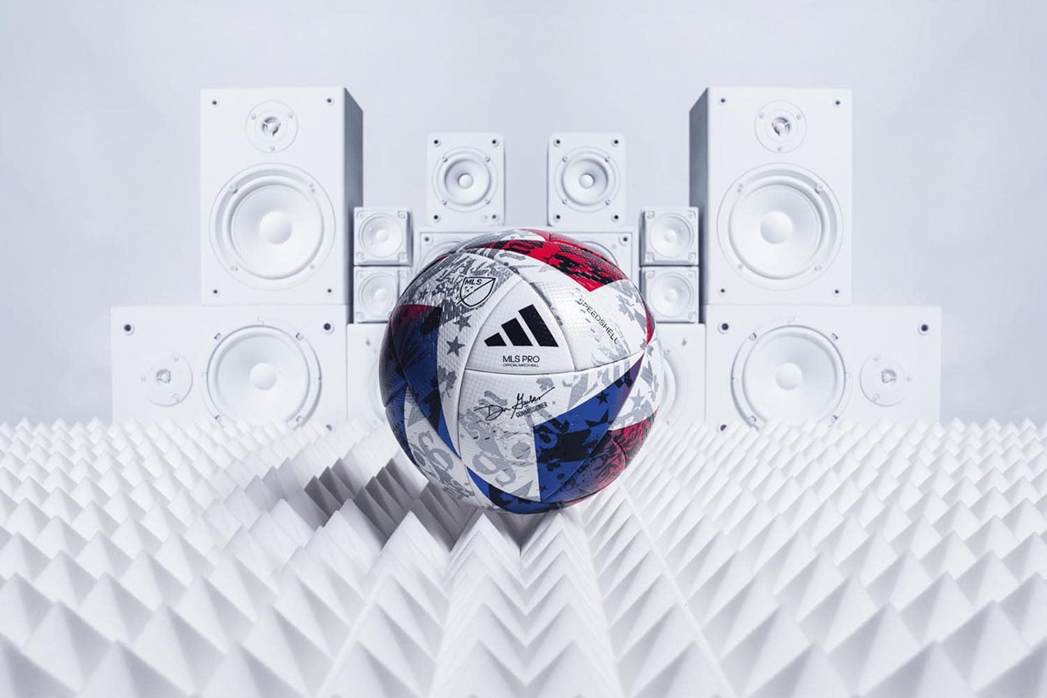 Adidas_MLS_new_official_matchball_2023_Edit_SPACEBAR_Hero_2e63da5bcb.jpeg