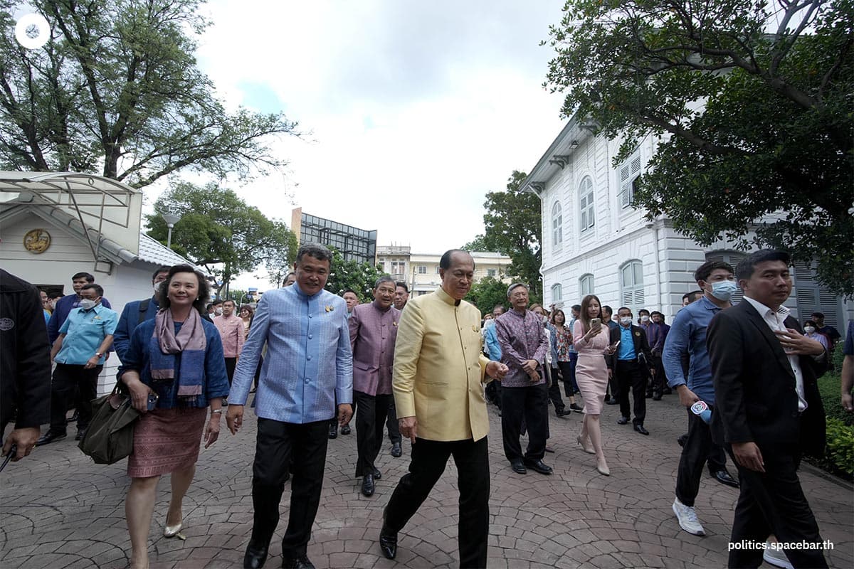 Anupong_Ministry_of_Interior_Statistics_Nine_Years_SPACEBAR_Photo07_e0e1e0bab8.jpeg