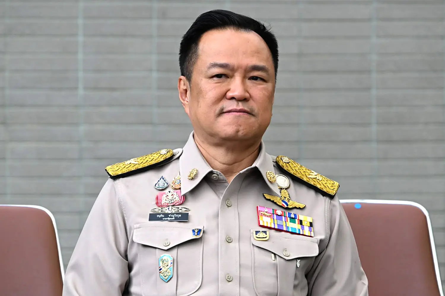 ‘อนุทิน’ รอ กกต. รับรองผลเลือกตั้ง ปัดตอบดีล ‘กล้าธรรม’ ร่วมรัฐบาล จบหรือไม่
