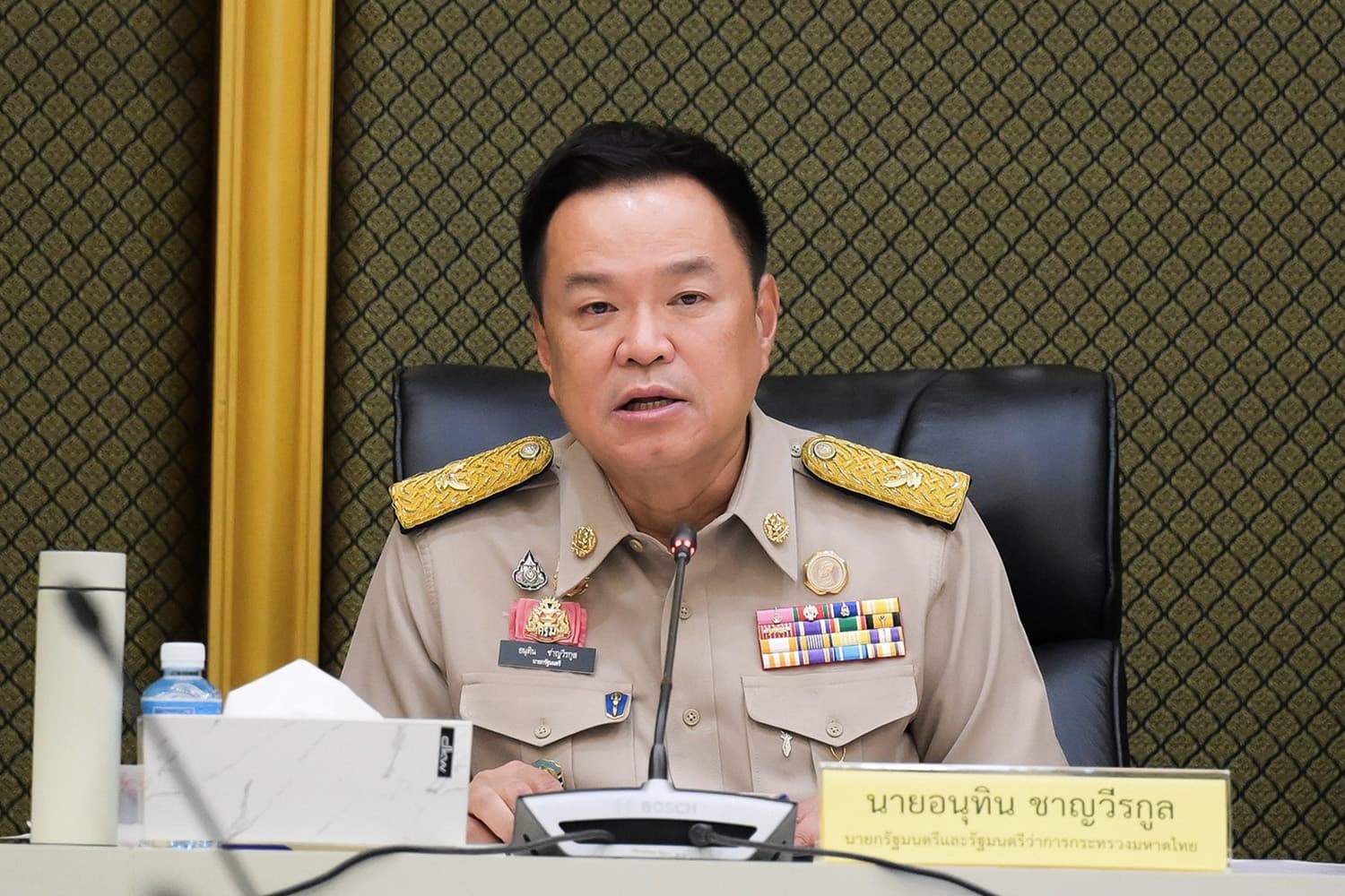 อนุทิน ฉะ ‘รองฯ ซีฟู้ด’ ปัญญาอ่อน ปม ขู่ปลดผู้ว่าฯ ภูเก็ต