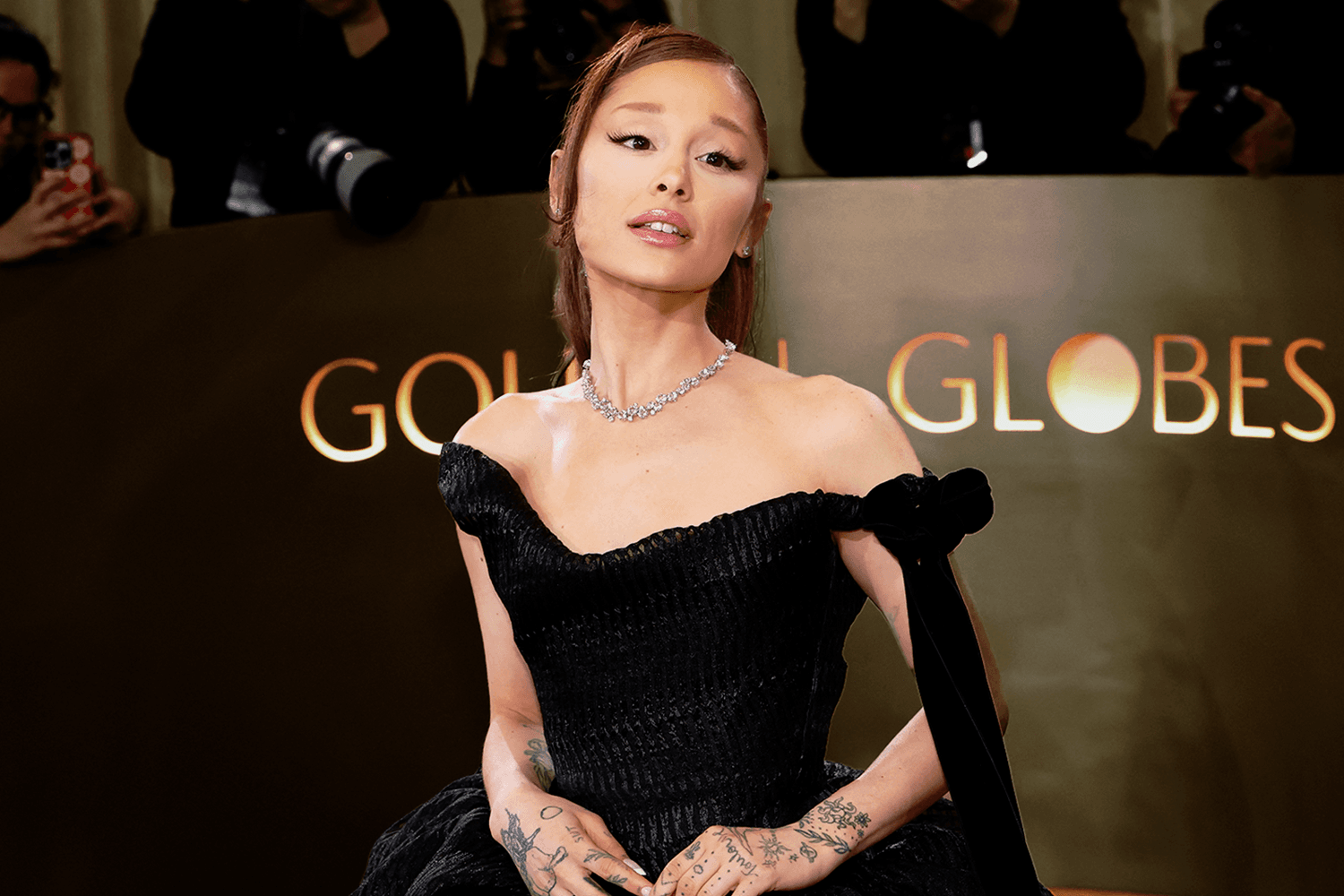 หุ่นแบบไหนก็ไม่ถูกใจ! Ariana Grande พักงานวงการ เมื่อการวิจารณ์รูปร่างหน้าตา ทำให้คนต้องถอยห่างจากสังคม