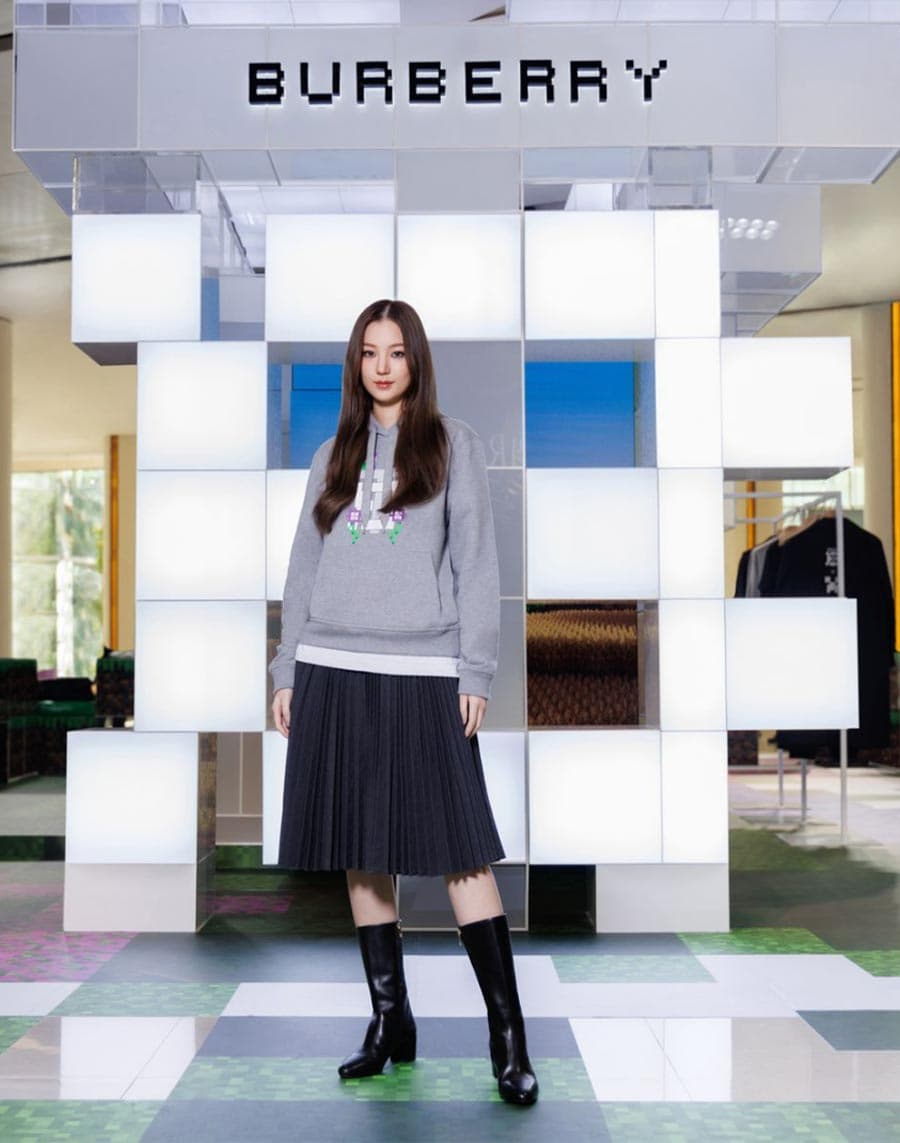 BURBERRY_x_MINECRAFT_at_Siam_Paragon_SPACEBAR_Photo02_7425aa0689.jpeg