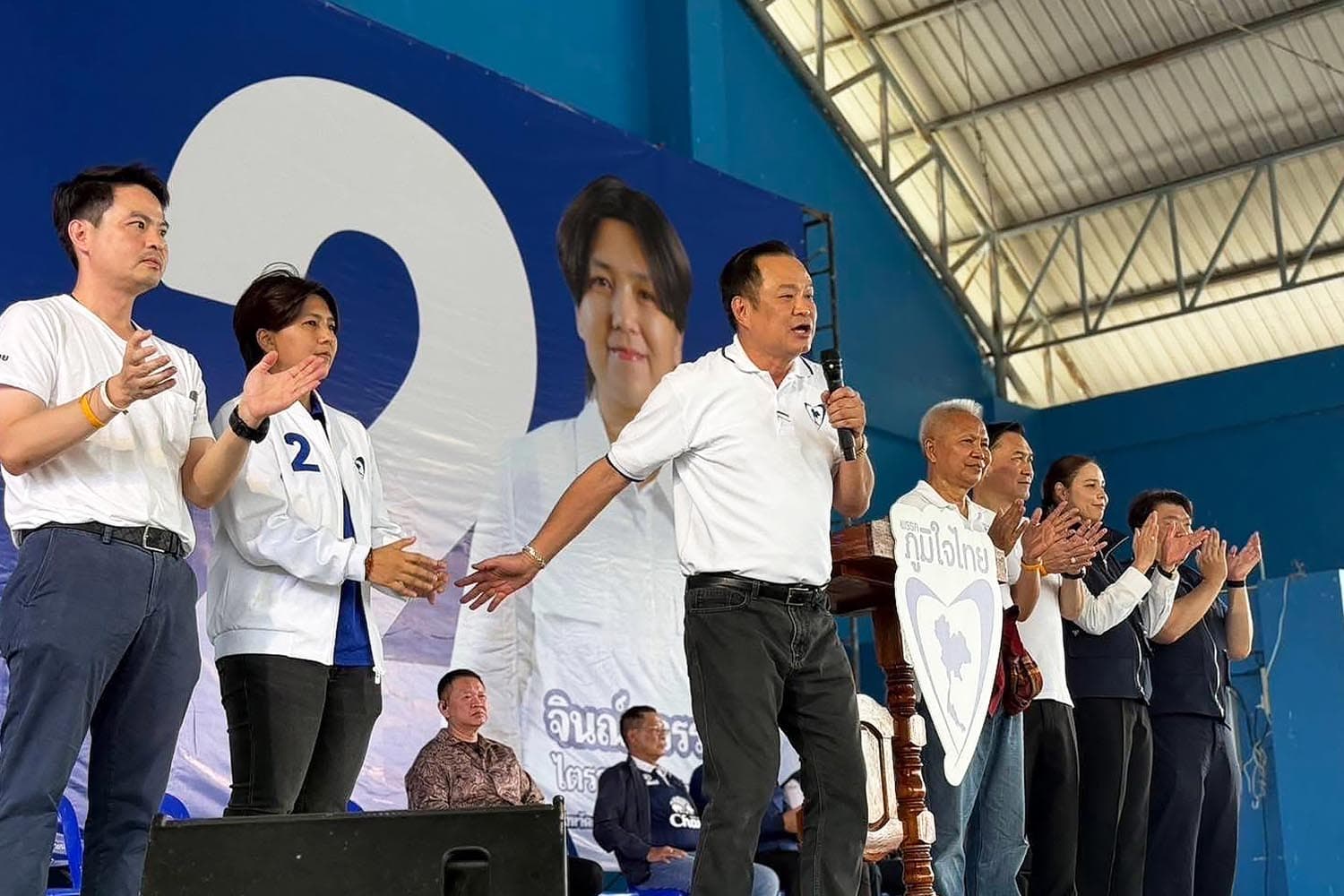 Photo Story : ‘นายกฯ’ คนไทยไม่ใช่ ‘กพช.’ ซัด ‘ทุนแป้งมัน’ ปิดด่านมันแพง