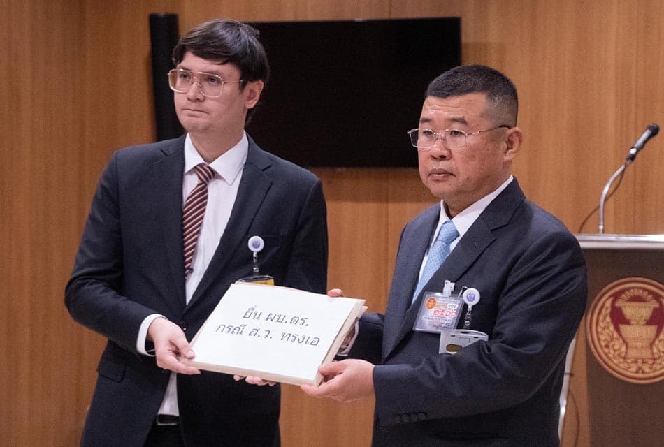 Damrongsak_Rome_Senator_Tuhao_SPACEBAR_Thumbnail_93d09af6e8.jpeg