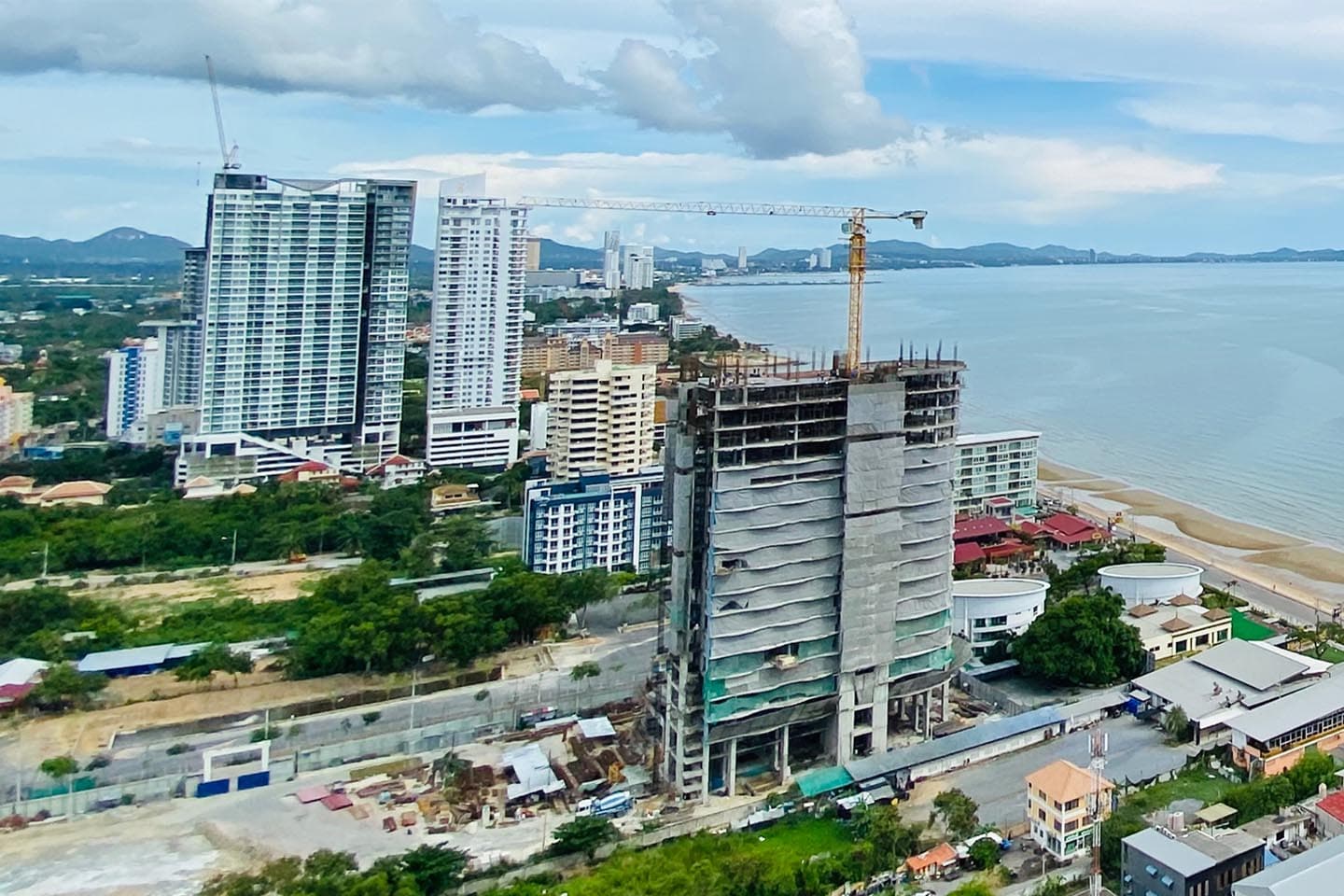 Economy_property_foreigners_own_land_thailand_act_SPACEBAR_Main_15ebfddbcf.jpeg