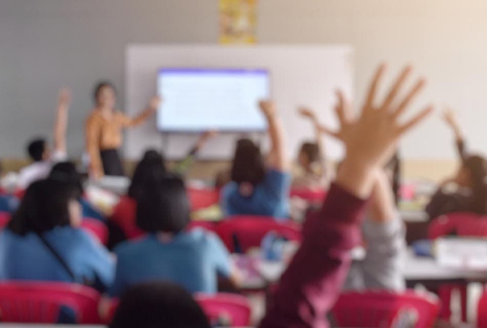 Education_Tutor_teach_decency_students_SPACEBAR_Thumbnail_eb36175e40.jpeg