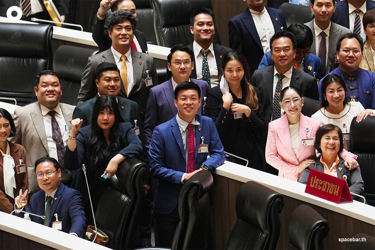 First-day-of-parliamentary-session-SPACEBAR-Photo03.jpg
