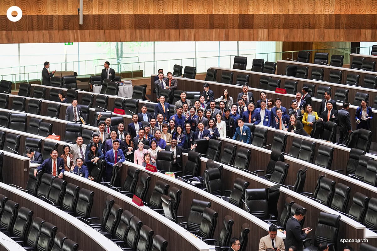 First-day-of-parliamentary-session-SPACEBAR-Photo08.jpg