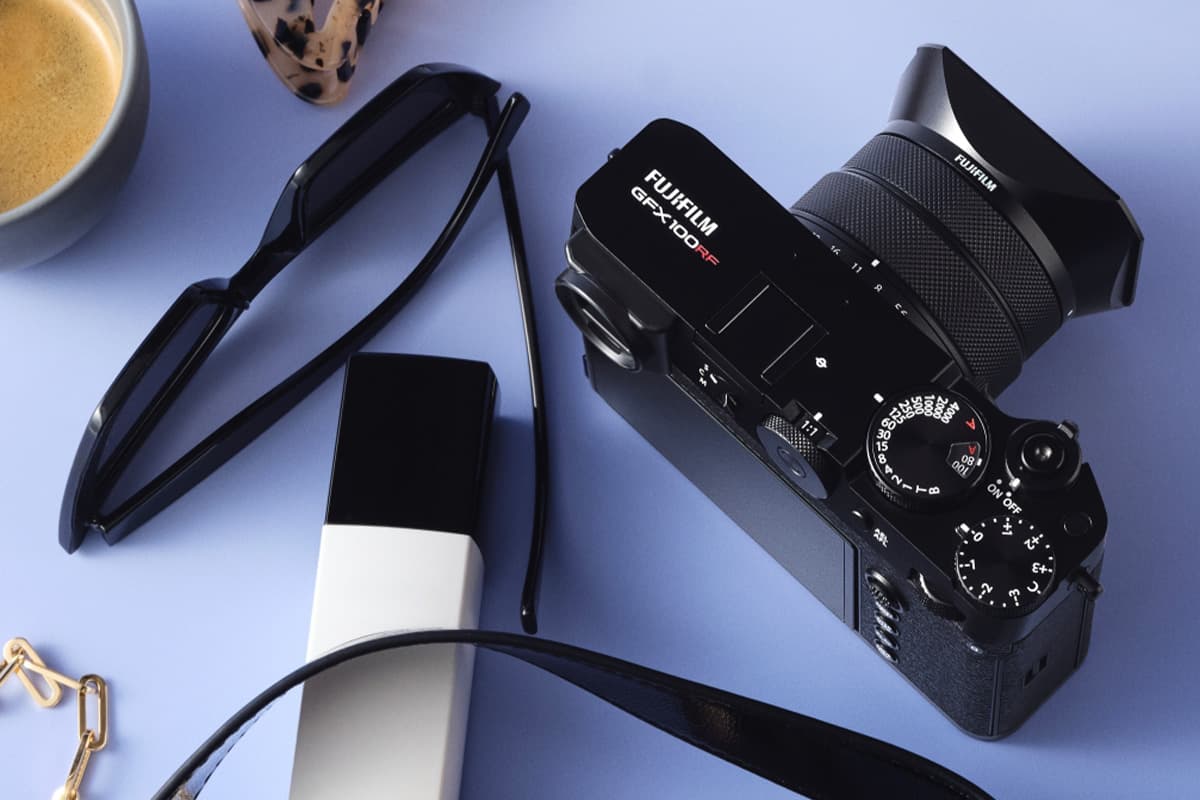 Fujiflim_GFX_100_RF_light_and_small_SPACEBAR_Photo03_aa9c8d3588.jpg