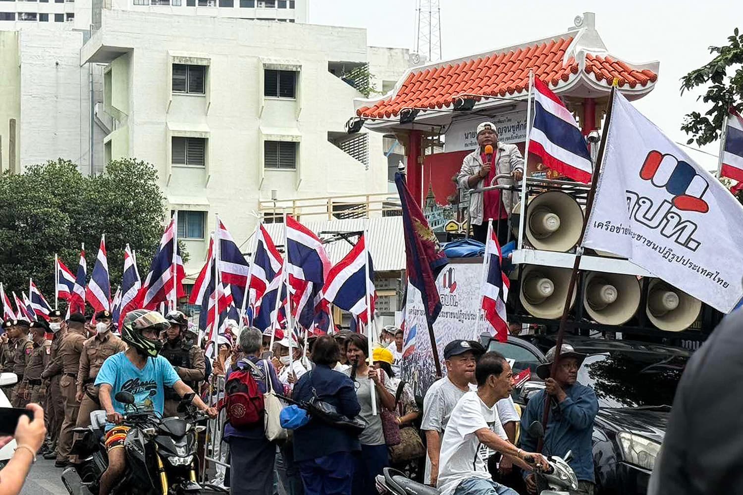 GBC_Thailand_Cambodia_SPACEBAR_Hero_5f9155bec0.jpg