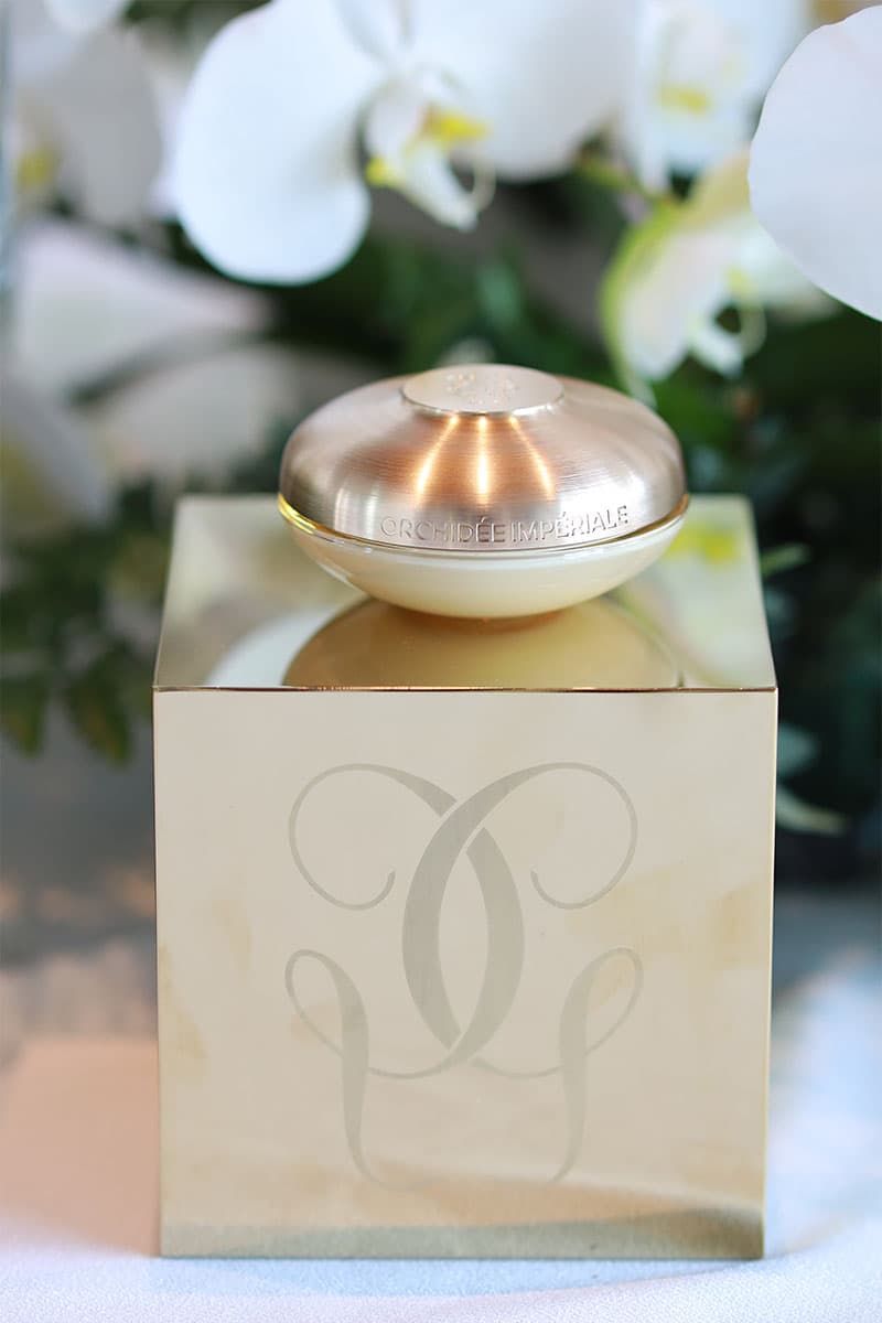 GUERLAIN_ORCHIDEE_IMPERIALE_GOLD_NOBILE_SPACEBAR_Photo_V01_a845e2449e.jpg