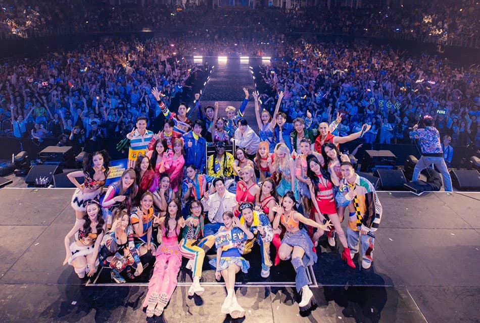 Gmm_Grammy_RS_2_K_Celebration_Concert_SPACEBAR_Thumbnail_ca9137e03f.jpeg