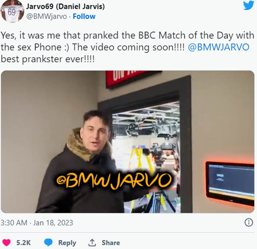Infamous_Noise_Played_During_BBC_Live_Broadcast_SPACEBAR_Photo02_a5f8de811e.jpeg