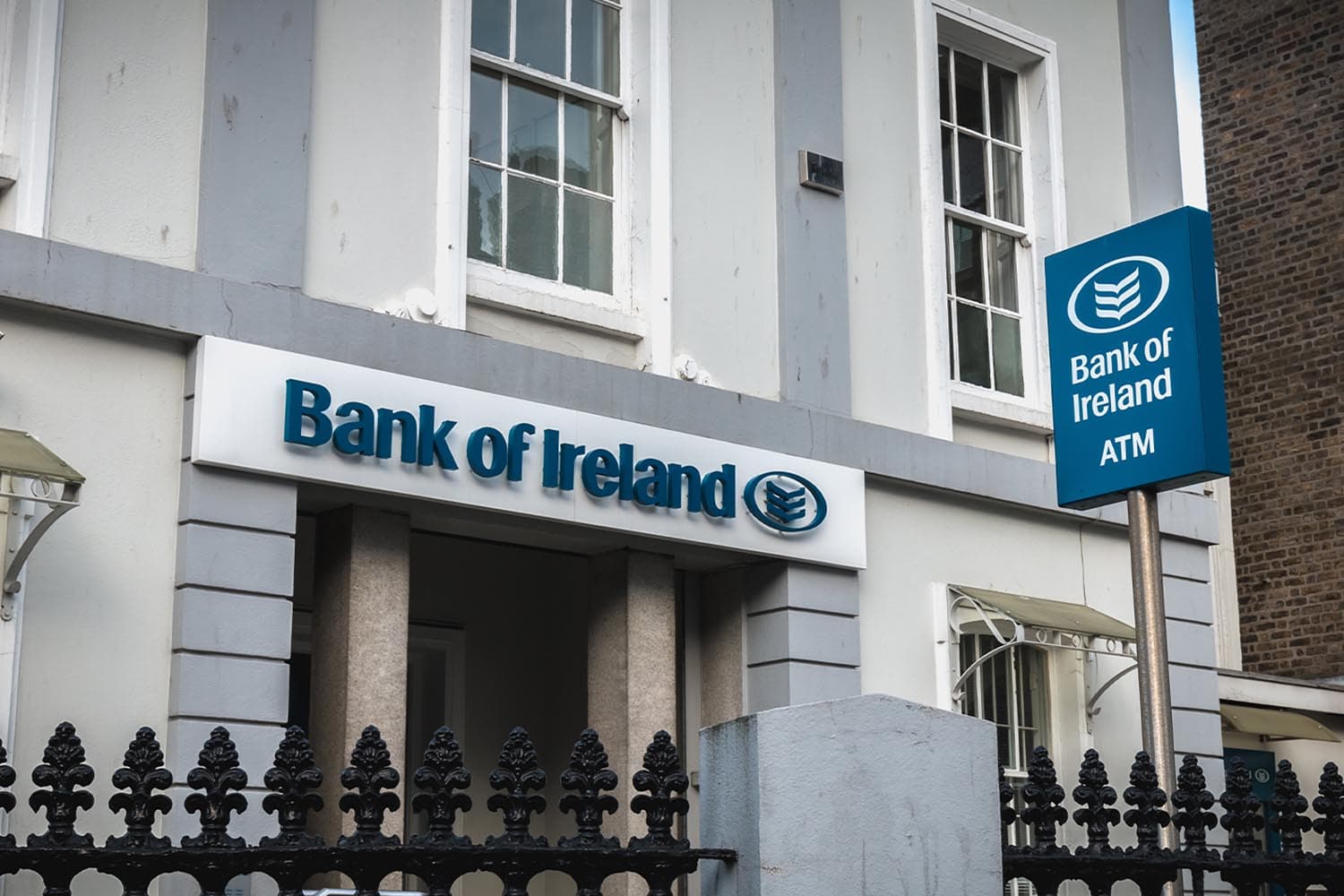 Irelands_biggest_banks_could_withdraw_funds_SPACEBAR_Hero_5f85d5b261.jpeg