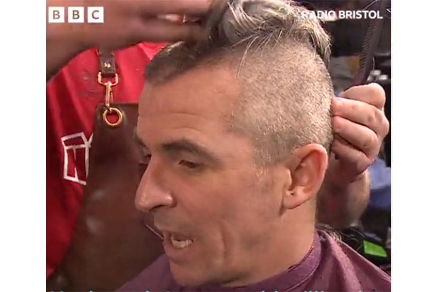 Joey_Barton_Bristol_Rovers_Shave_Their_Head_SPACEBAR_Photo02_6f43c1c442.jpeg