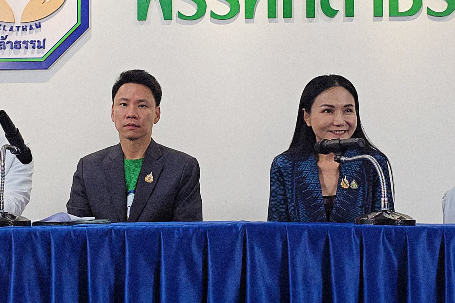 ‘กล้าธรรม’ ย้ำหนุน ‘อนุทิน’ ไม่ก้าวล่วง ‘เพื่อไทย’ ยื่นยุบสภา