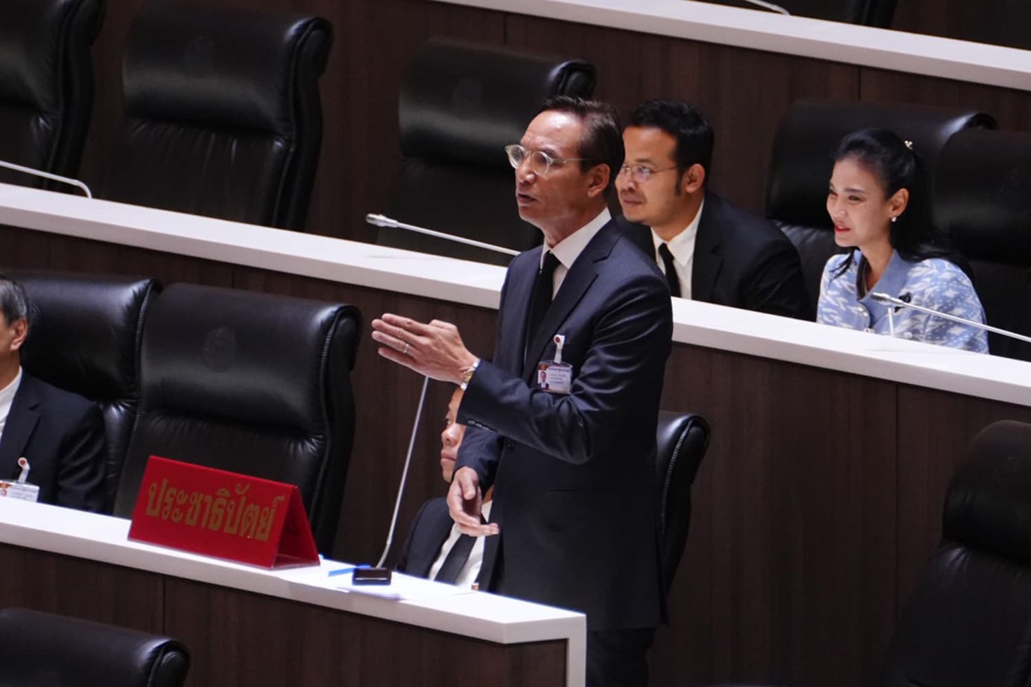 'กรณ์' แฉยับคนใน ครม. พัวพันทุนเทา จี้ถามนายกฯ จริงใจปราบโกง หรือแค่ราคาคุย