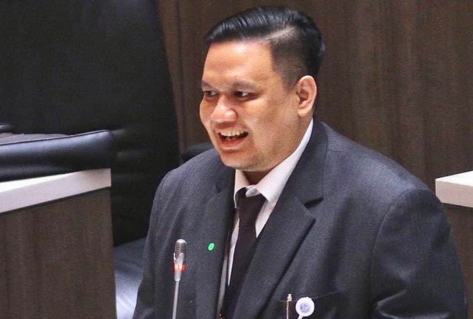 M_Ps_from_Thammanat_group_would_go_with_Prawit_SPACEBAR_Thumbnail_e7560b013f.jpeg