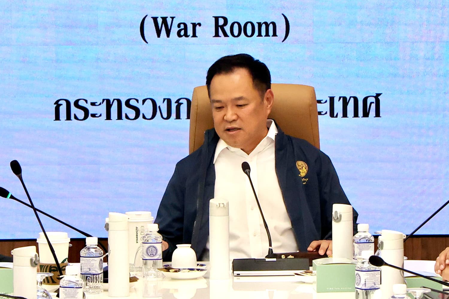 'นายกฯ อนุทิน' ถกเครียดรับมือวิกฤตสงครามตะวันออกกลาง จ่อผุดแผนอพยพคนไทยหนีภัยสู้รบ