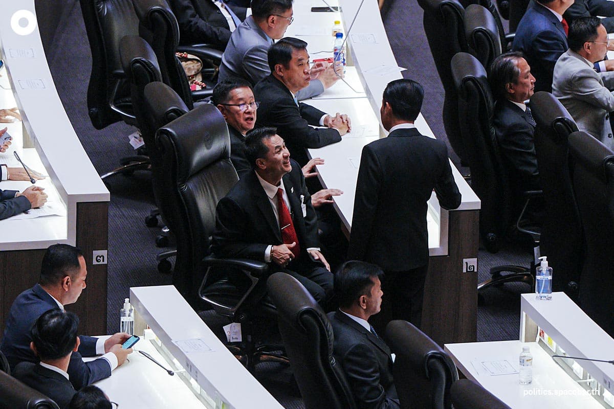 Parliament_First_Day_2023_everyone_so_happy_SPACEBAR_Photo04_8c2e656424.jpeg