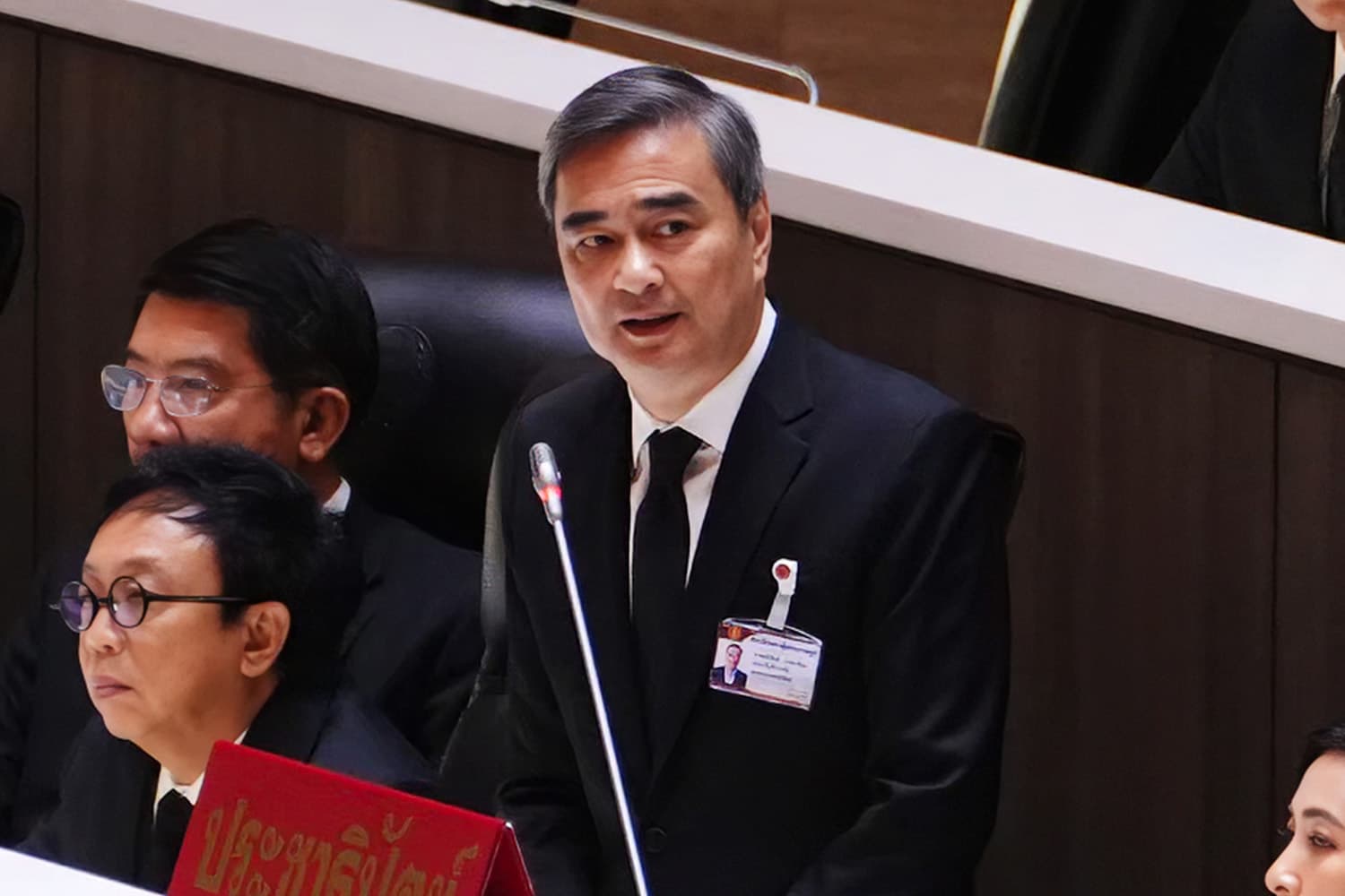 'อภิสิทธิ์’ รับร่าง พ.ร.บ.โอนงบฯ แบบผิดหวัง ‘รัฐบาล’ แกล้งทำช้าหาเรื่องกู้เงิน