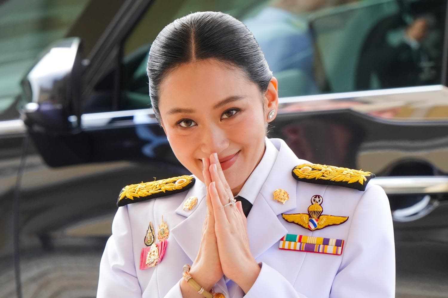 รมต.ใหม่ ‘อิ๊งค์1/2’ เข้าทำเนียบฯ ‘แพทองธาร’ ยิ้มแย้ม ก่อน ‘ถวายสัตย์ปฏิญาณ’