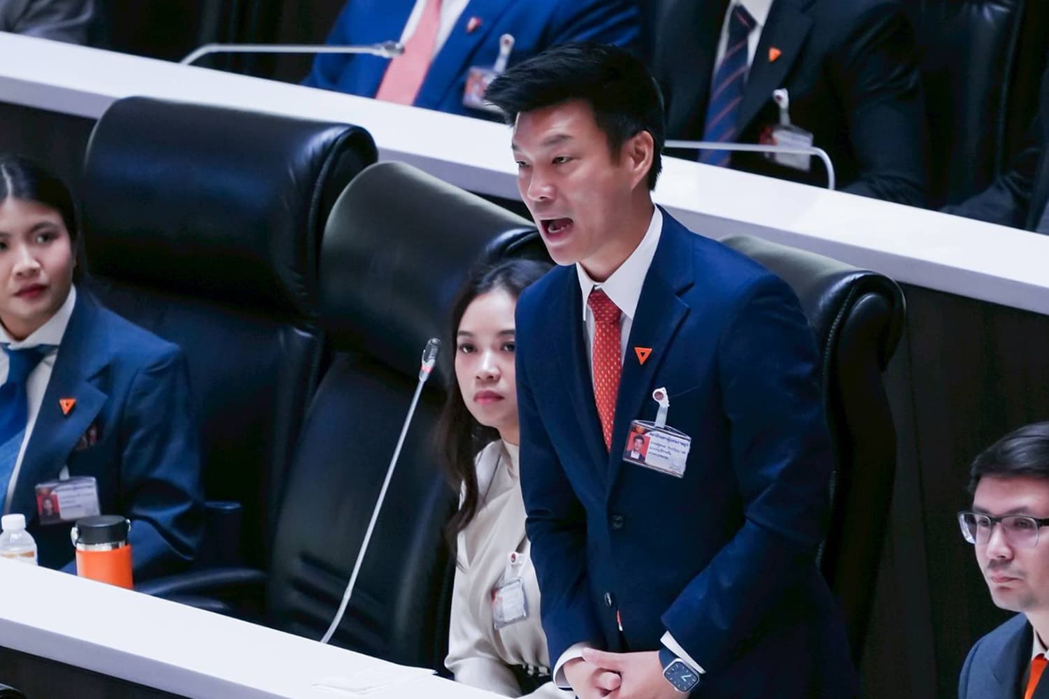 'เท้ง' พ้อไม่รู้จะอภิปรายครั้งสุดท้ายหรือไม่ ฝาก 'อนุทิน' ตรวจสอบคนในของตัวเองให้ดี