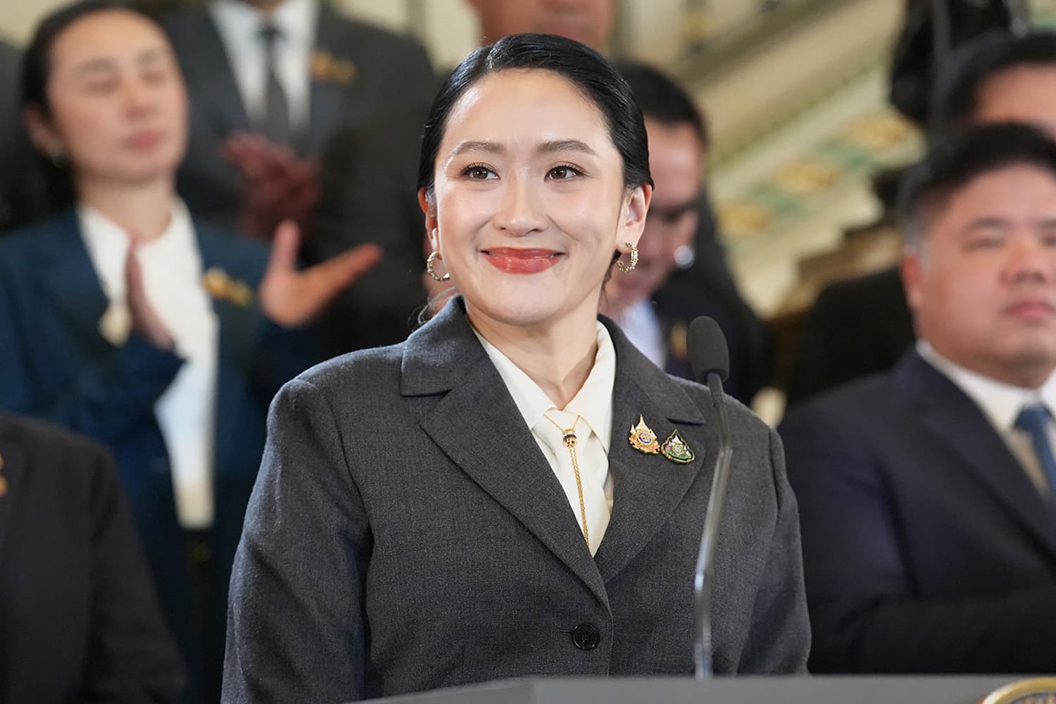 ‘อิ๊งค์’ สะอื้นพ้น นายกฯ เซ่นคลิปเสียง ชี้การเมืองเปลี่ยนฉับพลัน ได้รู้ข้อดี-เสียตัวเอง