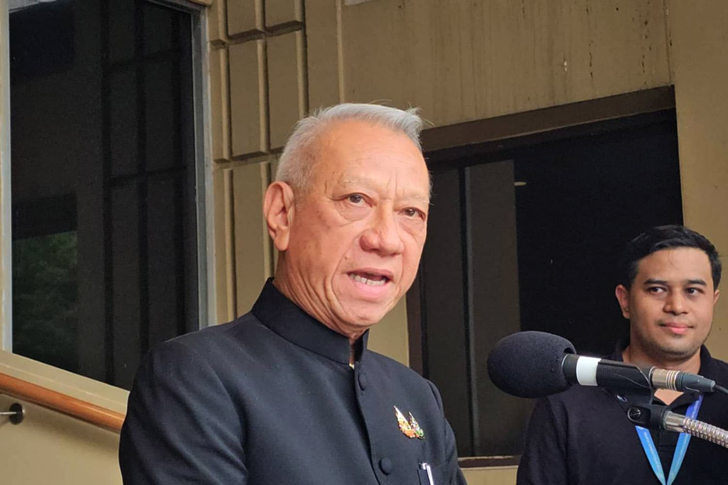 พิพัฒน์ ยัน ภท. ไม่มีร้าวฉาน ปม นายกฯ ยึดอีอีซีคืน