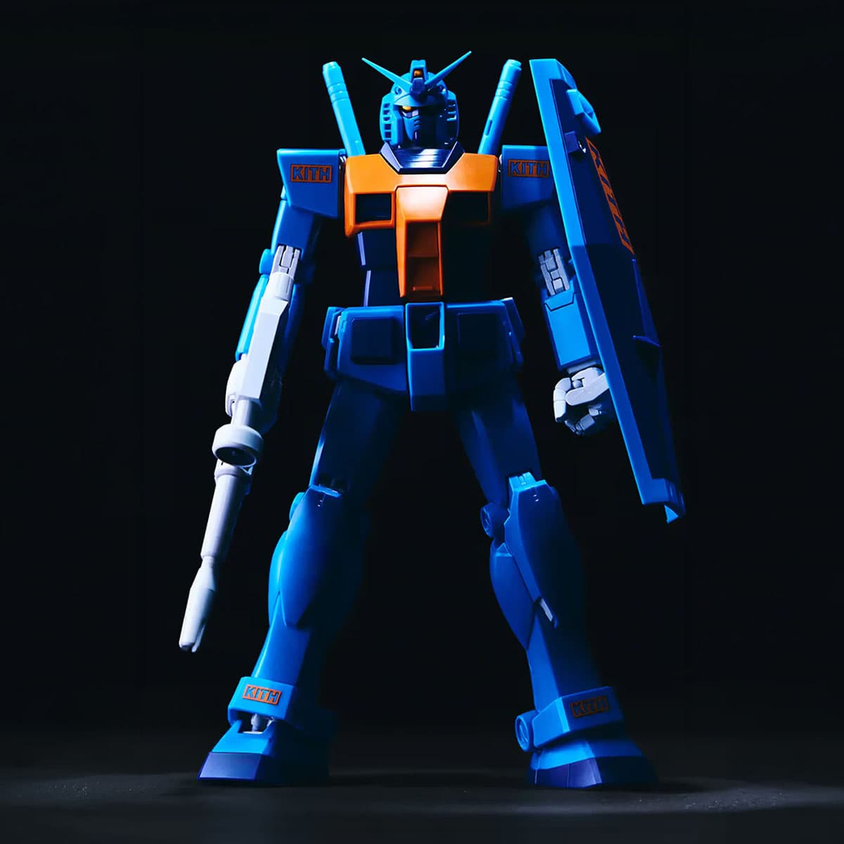 Photo-Gundam-x-Kith-SPACEBAR-Photo_SQ02.jpg