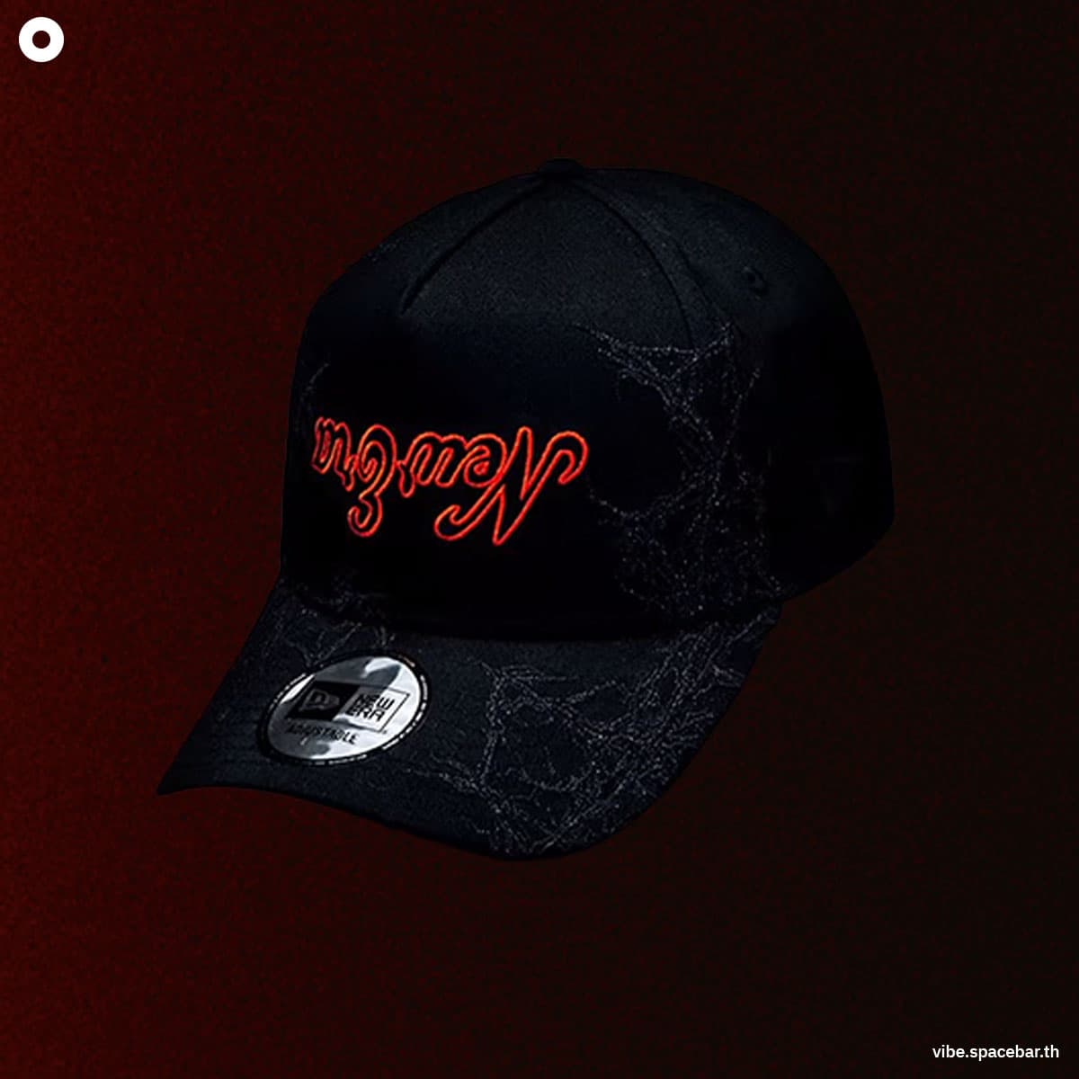 Photo-story-Netflix-x-New-Era-Collab-SPACEBAR-Photo_SQ04.jpg