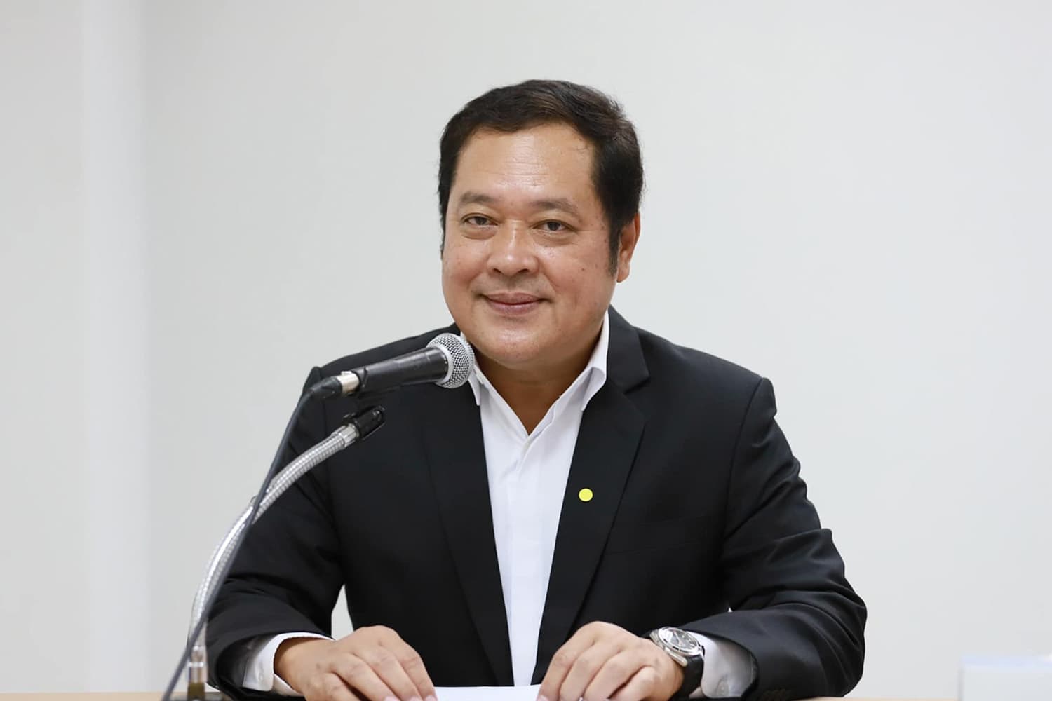 Pracharat_Party_with_constitutional_amendments_SPACEBAR_Hero_0c36c40183.jpg