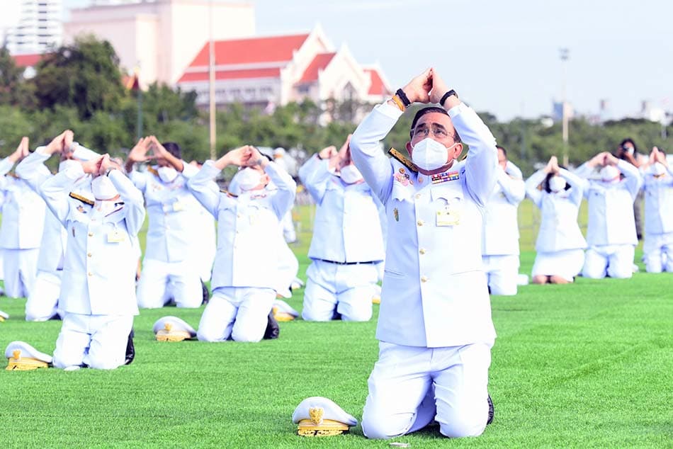 Prayut_Government_Homage_King_Bhumibol_SPACEBAR_Photo03_69408e983a.jpeg
