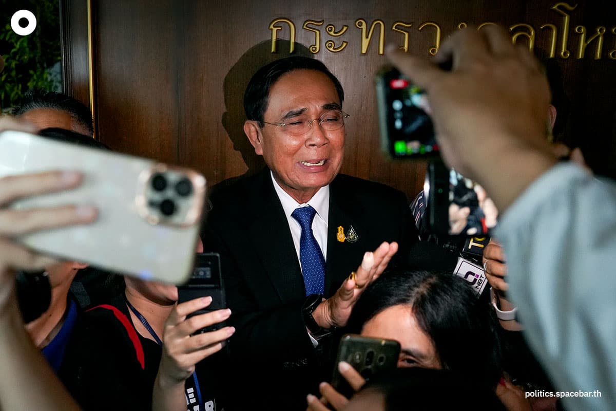 Prayut_Meeting_Srettha_PM_Government_Army_Unity_SPACEBAR_Photo00_7f872f8c39.jpeg