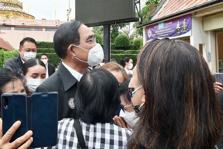 Prime_Minister_Prayuth_visits_Phetchabun_area_SPACEBAR_Photo05_d01ed9dda3.jpeg