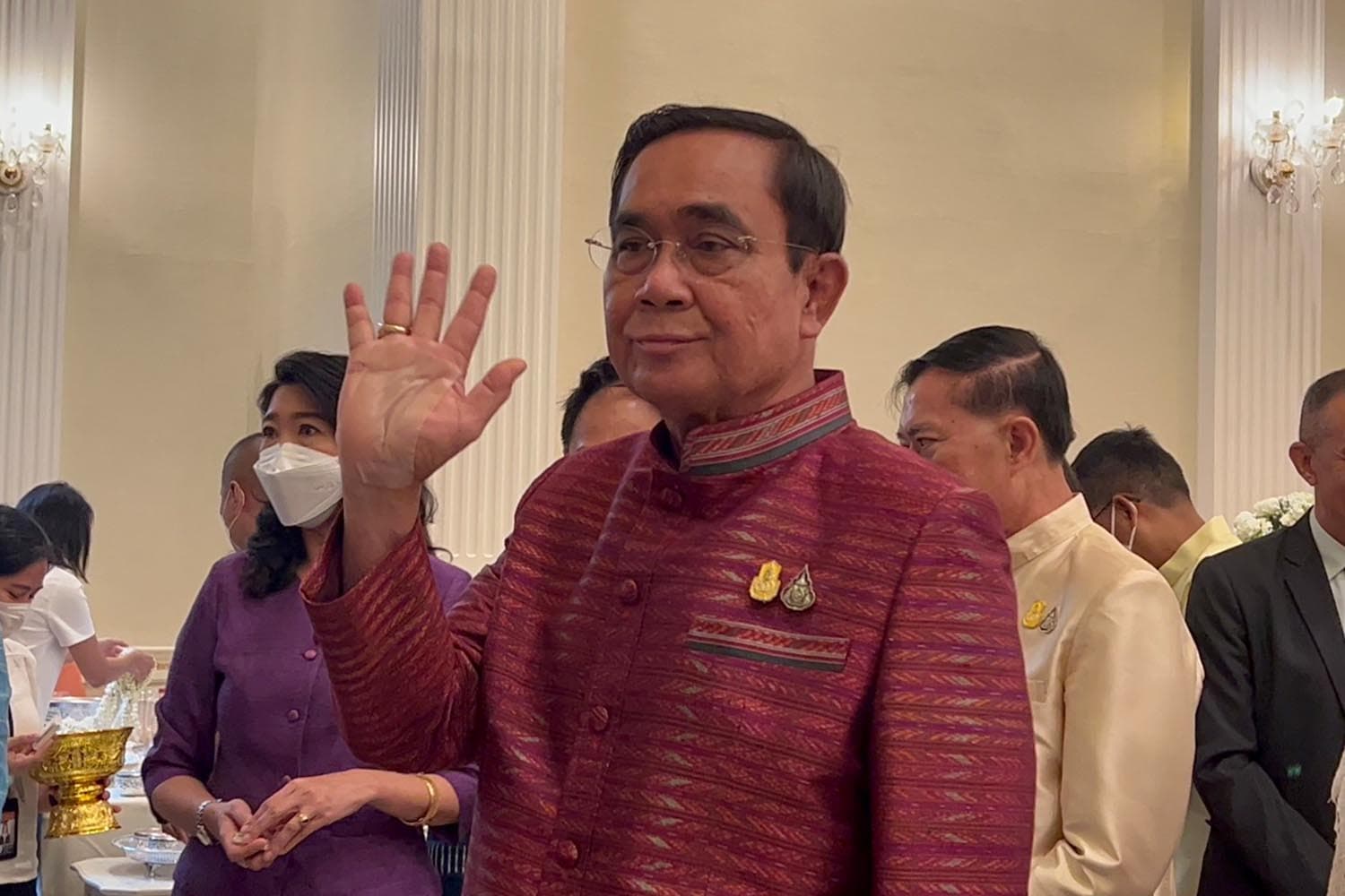 Prime_Minister_congratulates_on_Songkran_Day_SPACEBAR_Hero_6de20ce9ea.jpeg