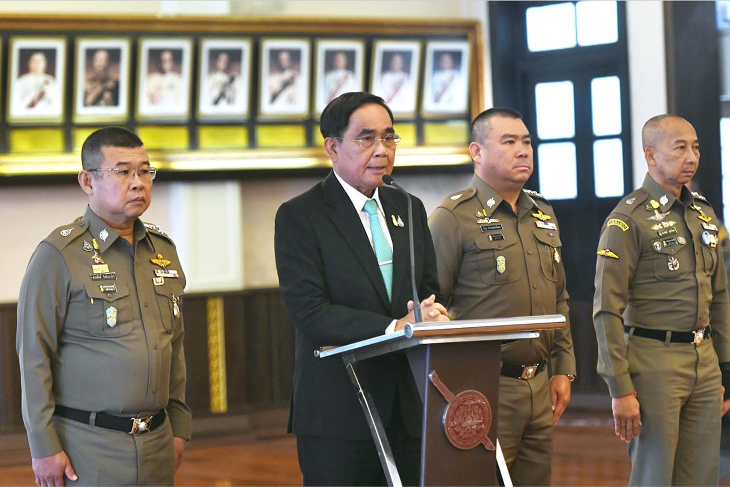 Prime_Minister_meeting_with_the_Royal_Thai_Police_SPACEBAR_Hero_fee93cb028.jpeg