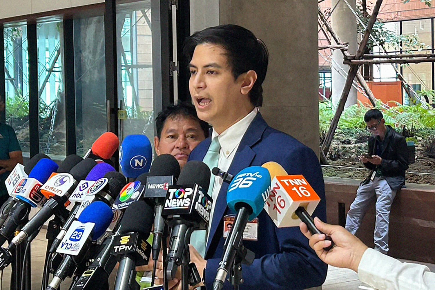 ชูโมเดล สสร. 2 คณะ ‘ไอติม’ เชื่อกันตลบหลังคว่ำร่างฯ ได้