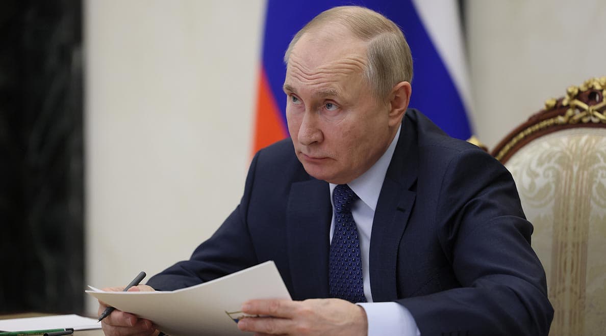 Putin_russia_said_Nuclear_is_more_risk_we_are_not_mad_SPACEBAR_Hero_d0a6553550.jpeg