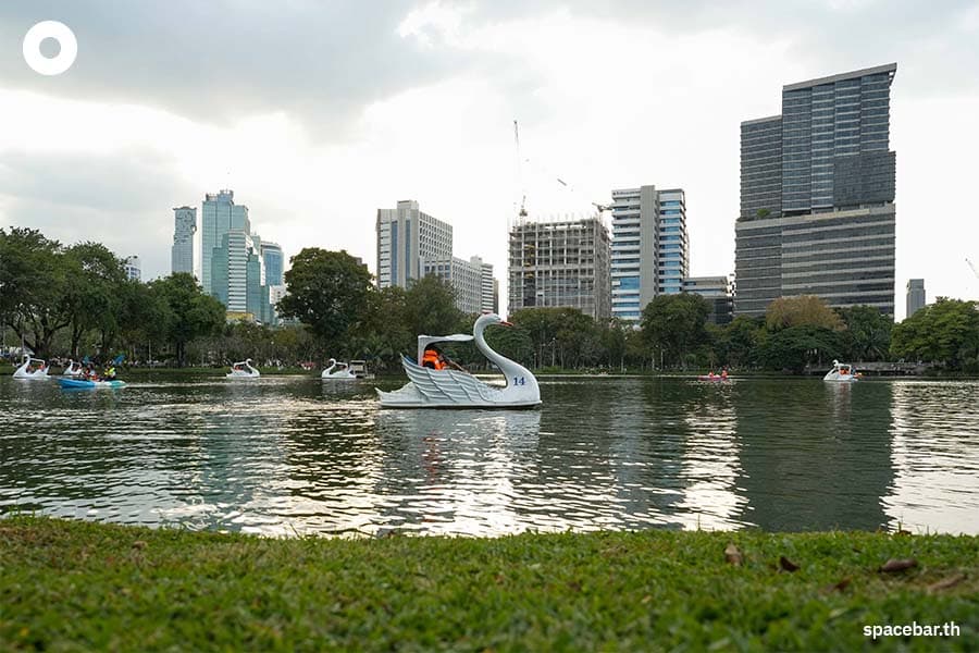 Red_Cross_Fair_at_Lumphini_Park_2022_SPACEBAR_Photo06_87ed3f3b60.jpeg
