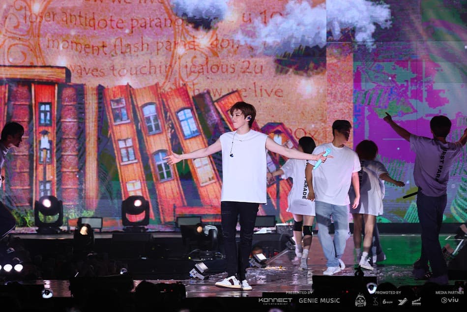 Review_kangdaniel_concert_first_parade_in_bkk_SPACEBAR_Photo03_4e20e59905.jpeg