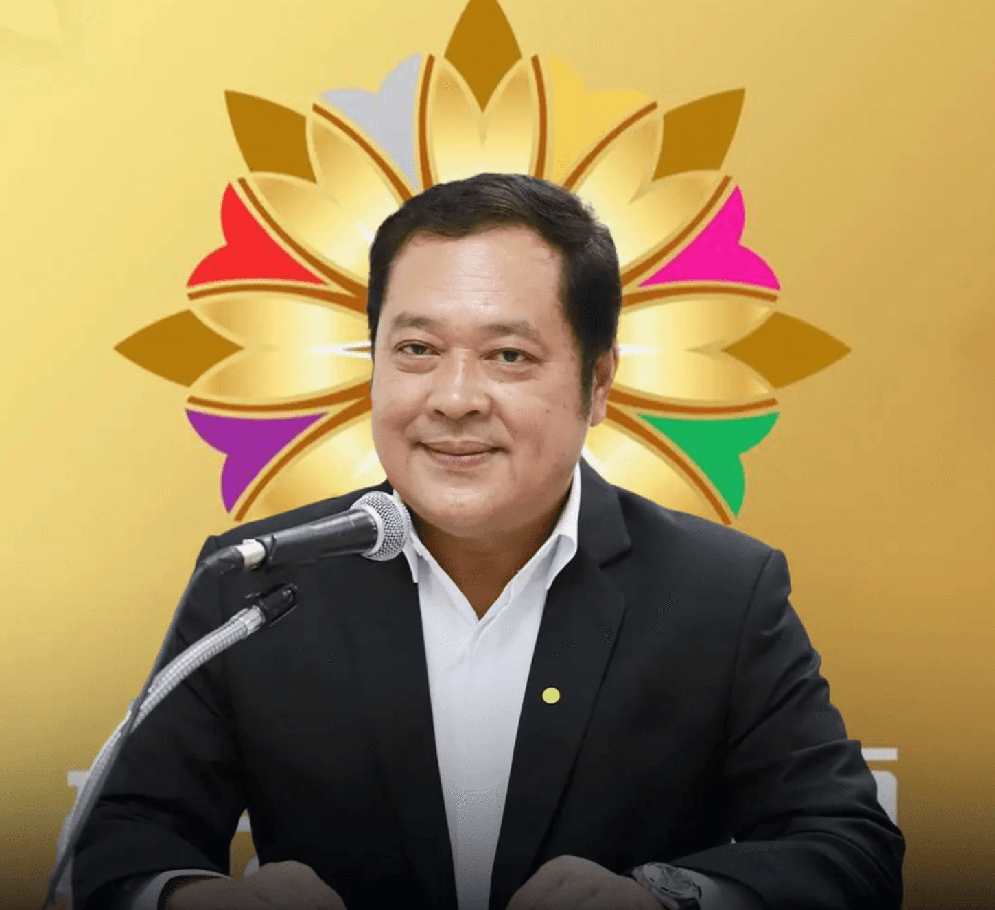 พ.ต.อ.ทวี สอดส่อง หัวหน้าพรรคประชาชาติ ผู้ภักดี และอยู่ร่วมกับเพื่อไทยในทุกวาระ