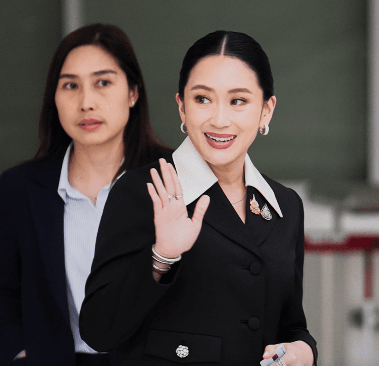แพทองธาร ชินวัตร เดินทางมาชี้แจงศาลรัฐธรรมนูญ จากนี้จนถึงวันตัดสิน ต้องดูว่าจะเลือกตอนจบอย่่างไร