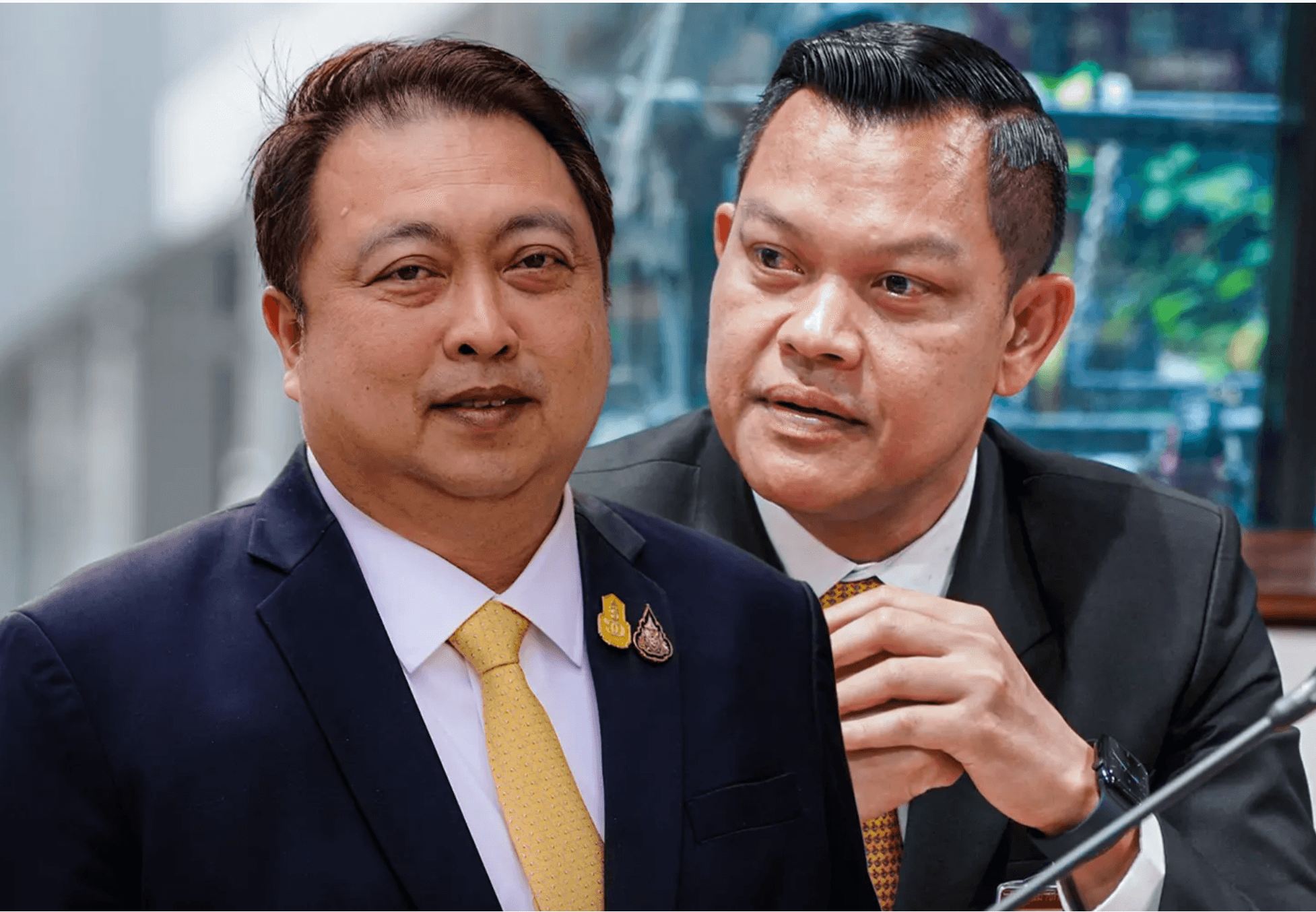 สุชาติ ชมกลิ่น และธนกร วังบุญคงชนะ เข้าร่วมโครงการคนละครึ่งทางการเมือง