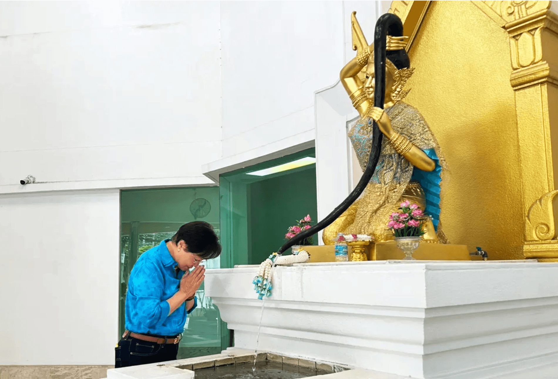 คุณหญิงกัลยา โสภณพนิช วันที่ลาพรรคประชาธิปัตย์ และวันนี้ร่วมกับ ดร.เอ้ ทำพรรคไทยก้าวใหม่ เน้นเรื่องการศึกษา
