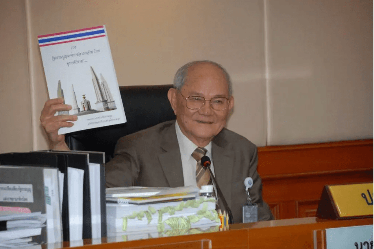 มีชัย ฤชุพันธุ์ อดีตประธานกรรมการร่างรัฐธรรมนูญ ฉบับ 2560 พูดสั้น ๆ ‘ไม่เคยบอก ไม่เคยเจอเขาเลยด้วยซ้ำไป’