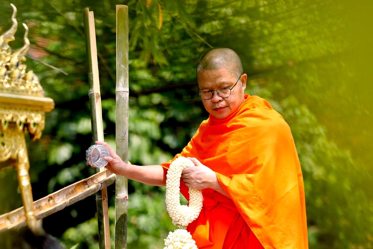 Senator_Prepare_to_inspect_Phra_Vajiramedhi_SPACEBAR_Hero_386c2b9f0e.jpg