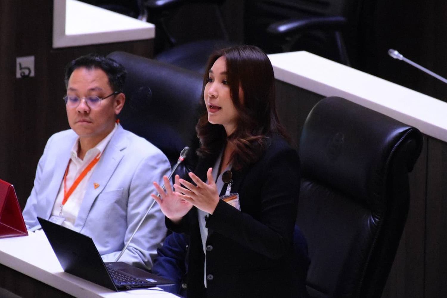 Sirikanya_asks_about_tax_system_reform_SPACEBAR_Hero_8ced712470.jpg