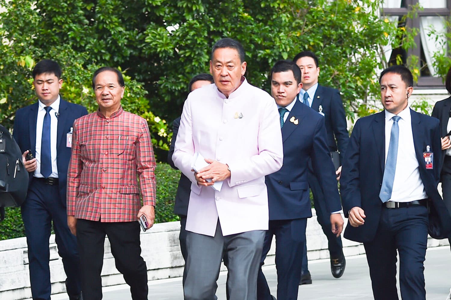 Srettha_admits_that_met_Prayut_at_the_Khon_premiere_SPACEBAR_Hero_daa4fe1a21.jpg